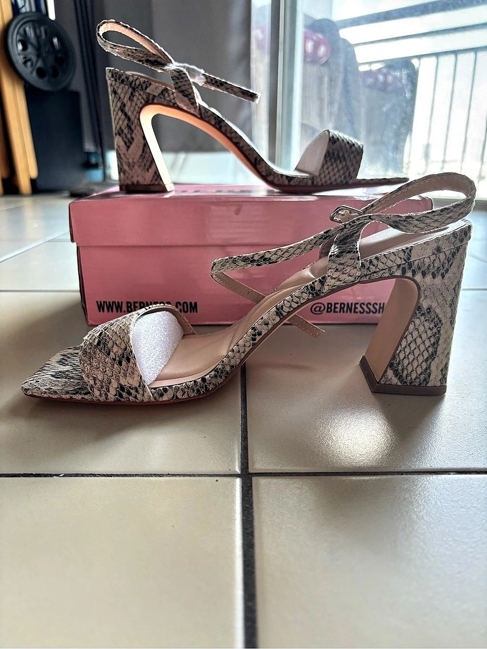 Berness Cross Snake Print Block Heel Sandals US 10 Brand new in box